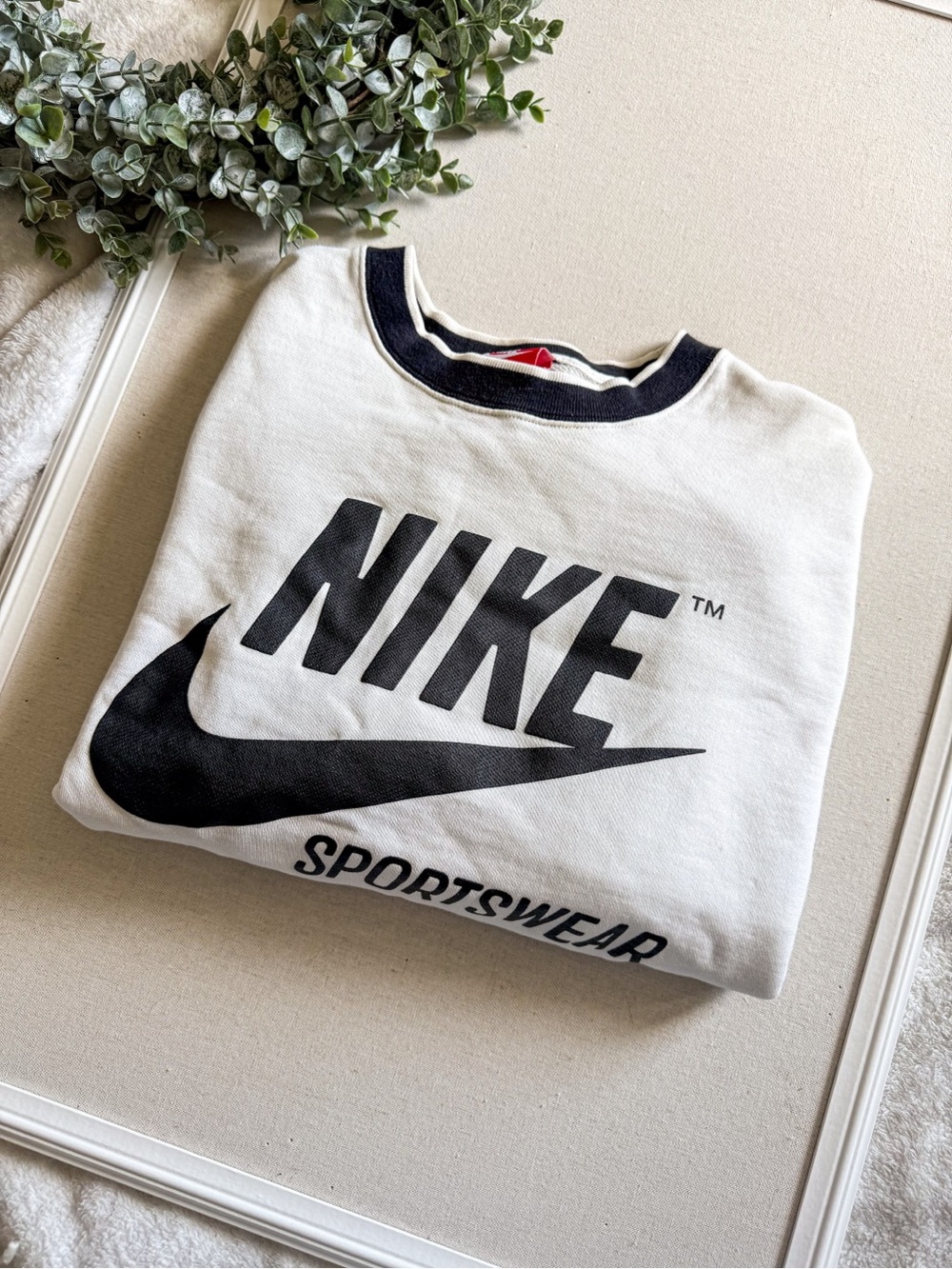 Nike Sportswear Crewneck Sweatshirt White Black Logo Pullover Size S